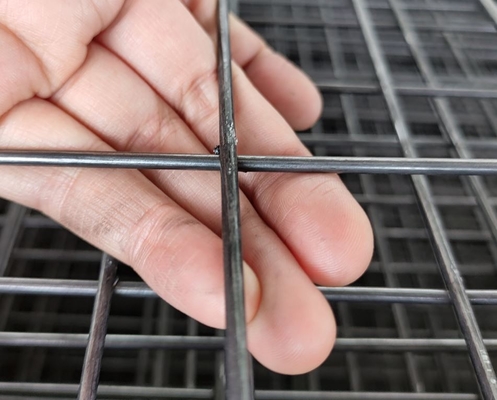 Hebei  Yuanmai 3mm Welded Mesh Fencing Heat Treated Bridge Fencing Net