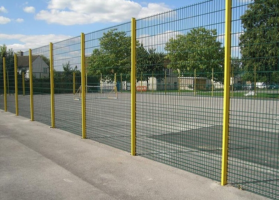 BWG19-14 Galvanized Steel Welded Mesh Fencing 1 1/2Inch PVC Coating