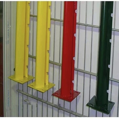 Galvanized electrostatic spray or PVC dipped coating SHS  post welded mesh fence