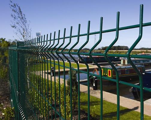 Commercial 4.0mm 3d Wire Mesh Fence 50x50mm Post