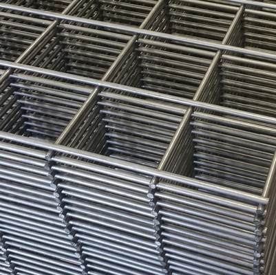 BWG19-14 Galvanized Steel Welded Mesh Fencing 1 1/2Inch PVC Coating