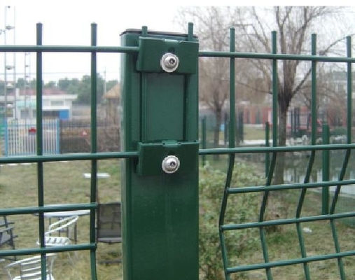 Square Hole 50x100mm 3d Curved Wire Mesh Fence 3.0mm